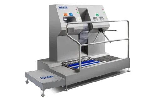 Food factory hygiene station with stainless steel sinks by Marcony